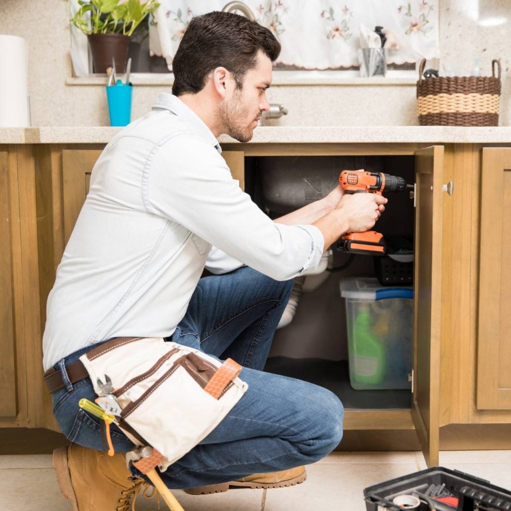 10 Tips for Hiring a Reputable Handyman Service